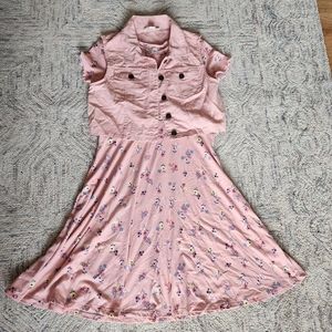 Girls dress.